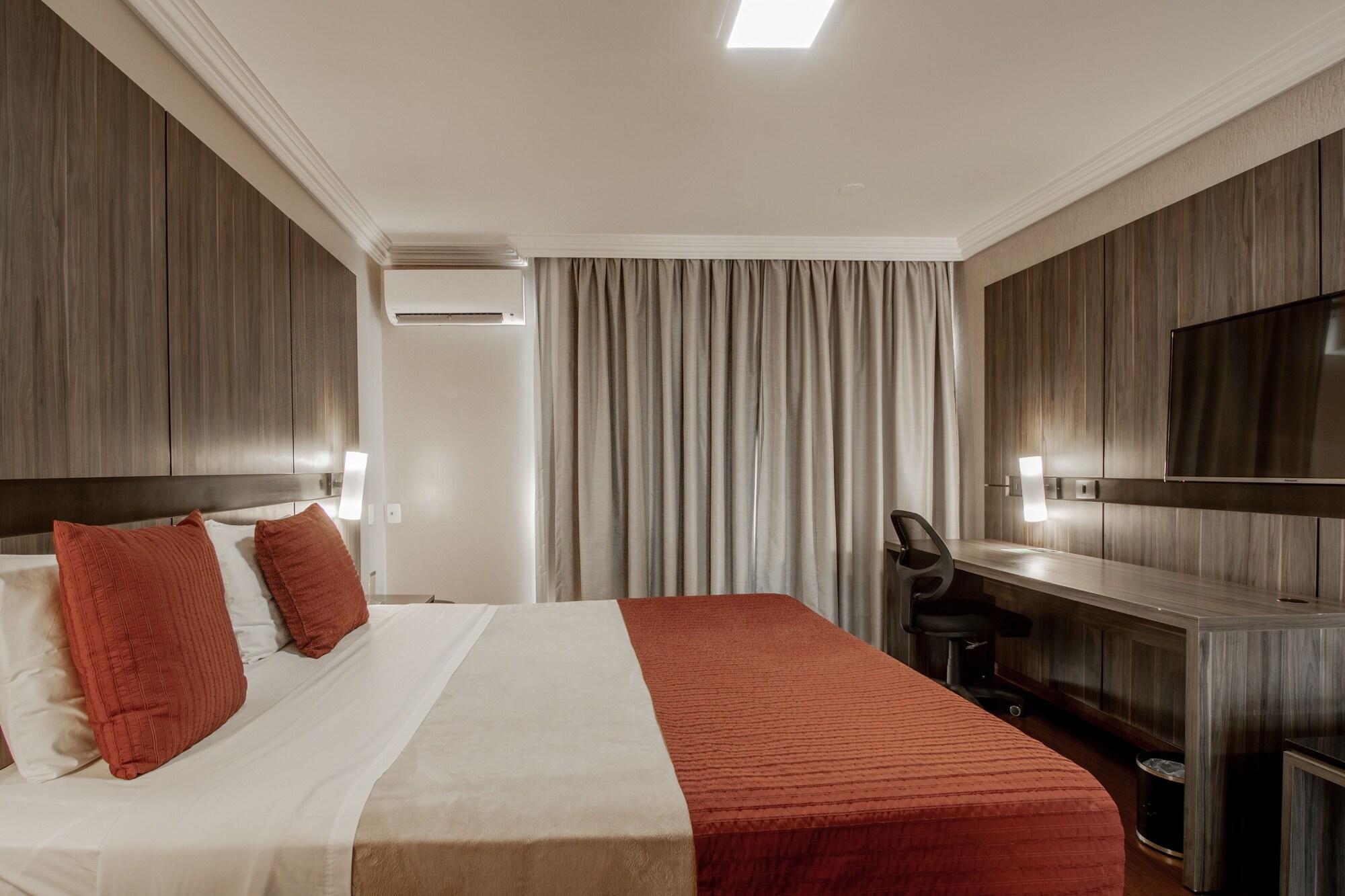 Hotel Deville Express Cascavel Cascavel  Esterno foto