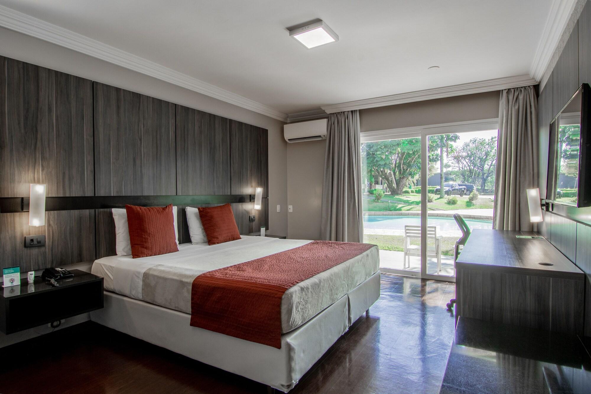 Hotel Deville Express Cascavel Cascavel  Esterno foto