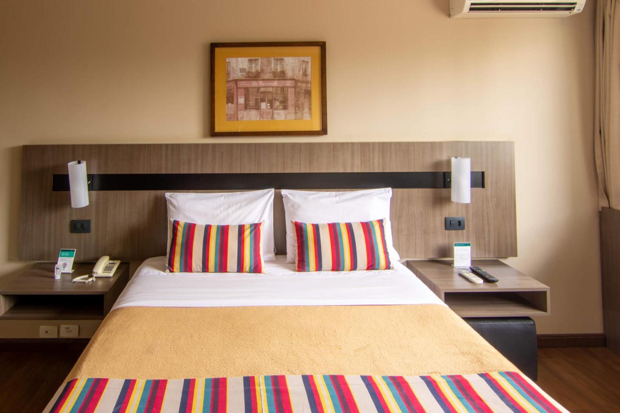 Hotel Deville Express Cascavel Cascavel  Esterno foto