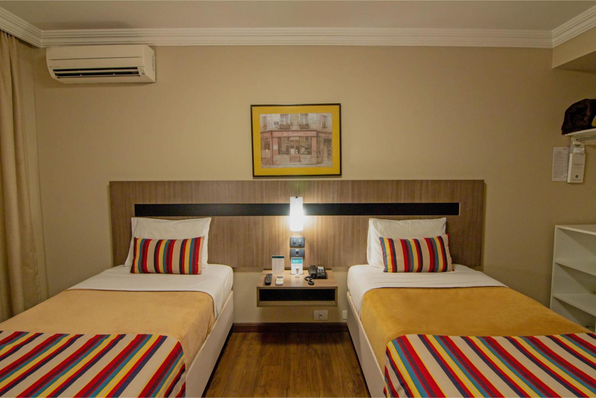 Hotel Deville Express Cascavel Cascavel  Esterno foto