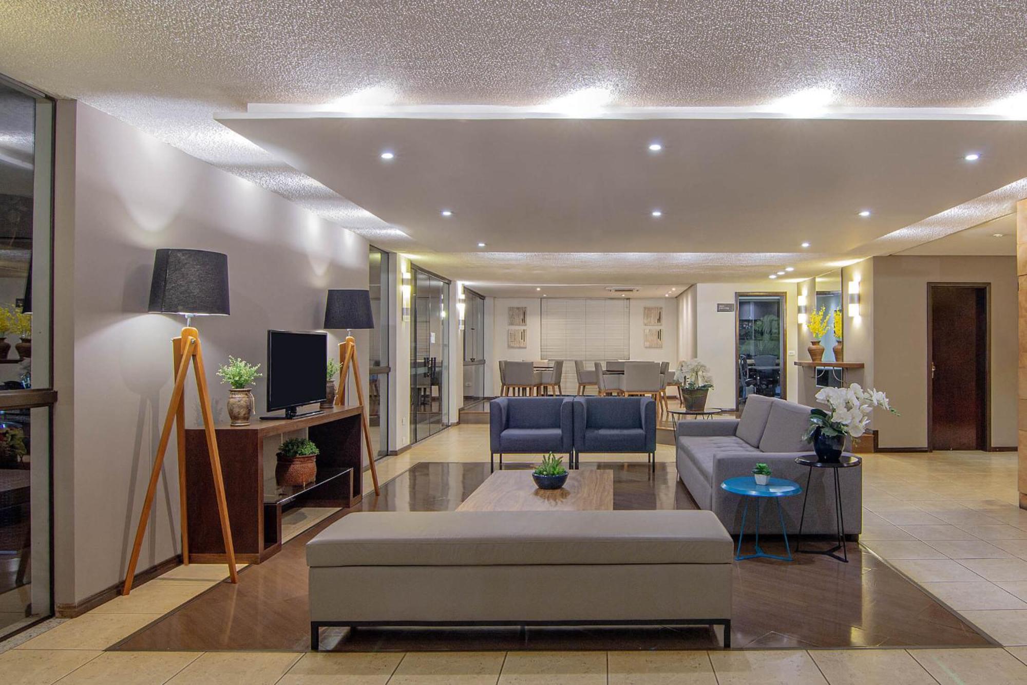 Hotel Deville Express Cascavel Cascavel  Esterno foto